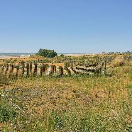 Lovely Flat With Side Sea View And Swimming Pool