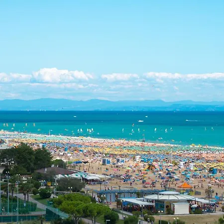 Lovely Flat With Side Sea View And Swimming Pool Bibione