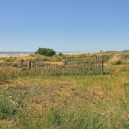 Lovely Flat With Side Sea View And Swimming Pool