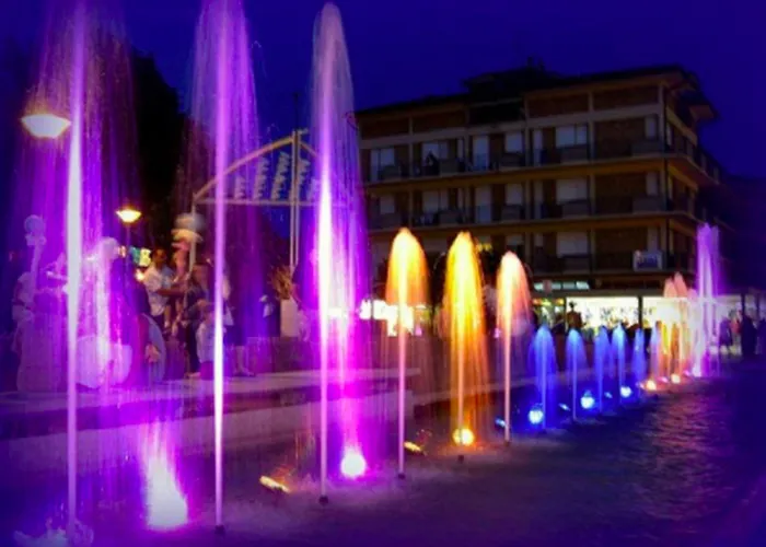 Lovely Flat With Side Sea View And Swimming Pool Bibione