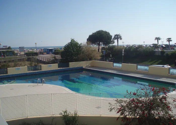 Lovely Flat With Side Sea View And Swimming Pool Daire
