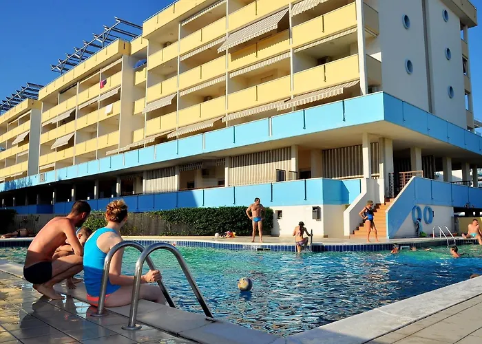 Lovely Flat With Side Sea View And Swimming Pool Daire *